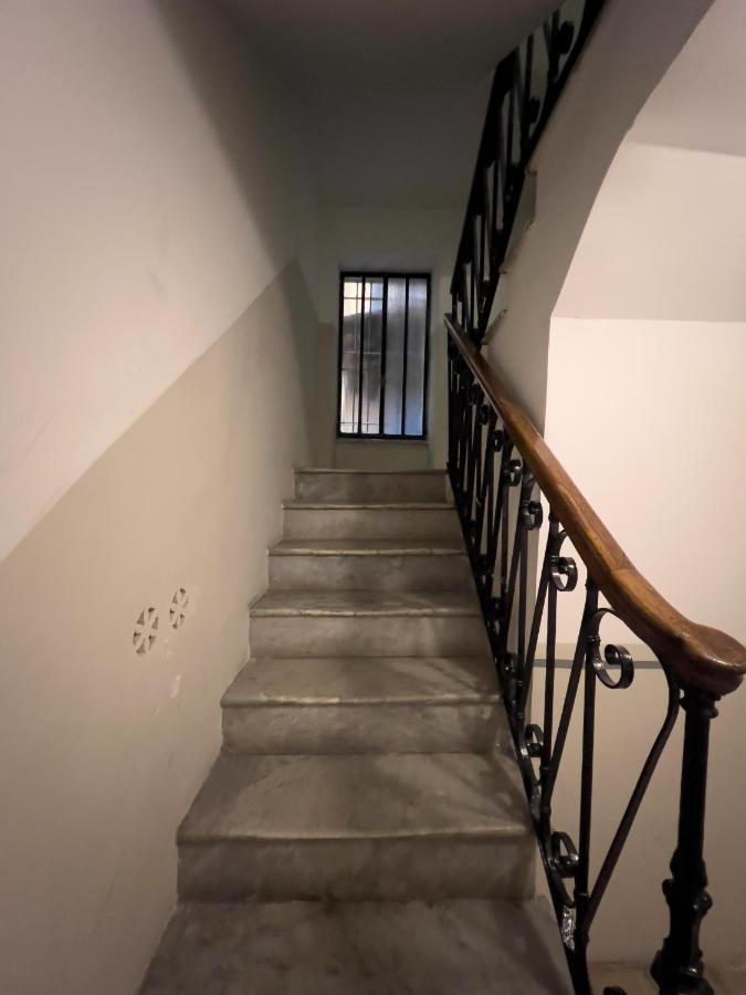 רומא Irex Popolo Square Private Apartment מראה חיצוני תמונה